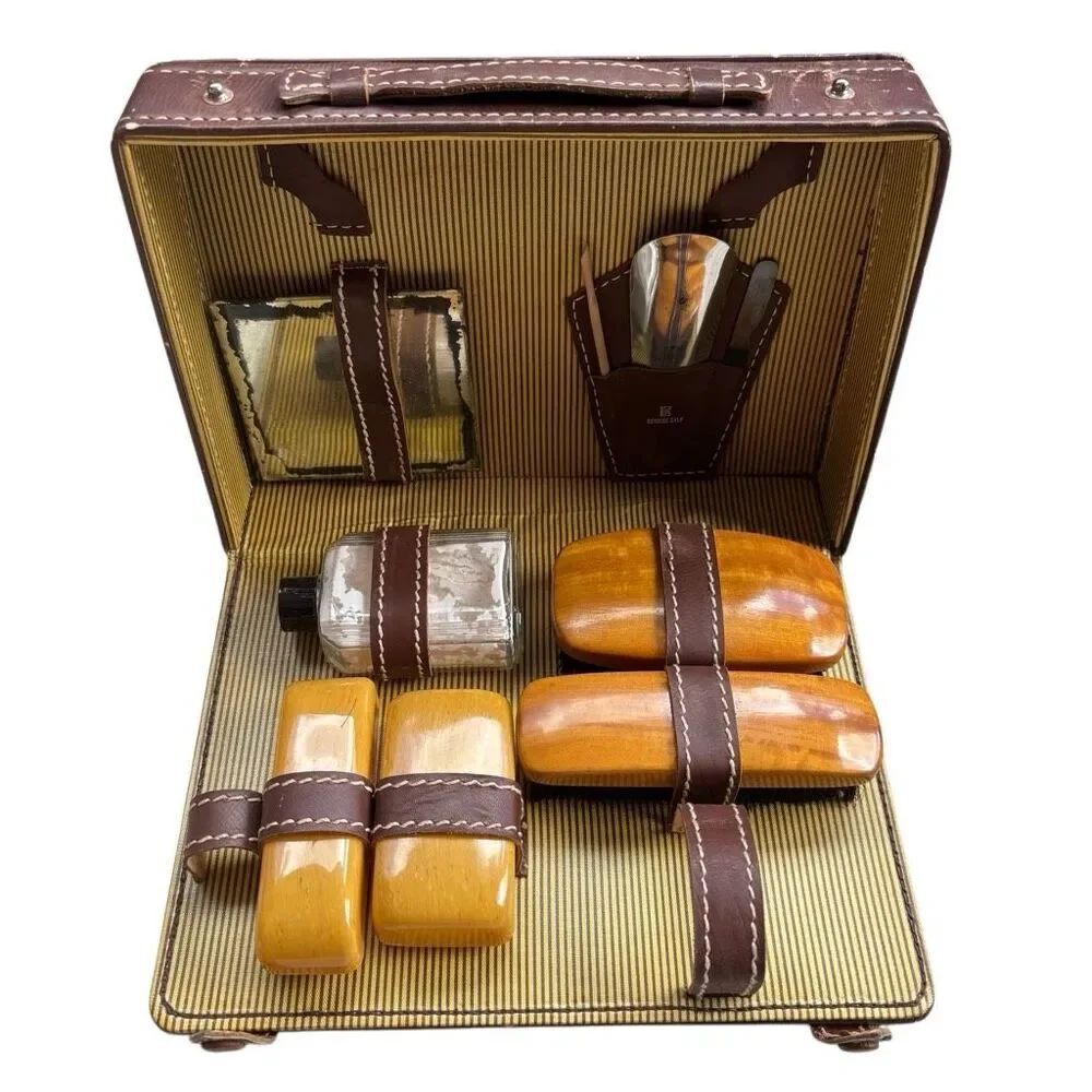 Mid-Century Men’s Travel Grooming Kit